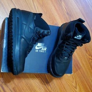 NIKE Lunar Force 1 Sneakerboot GS